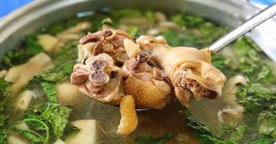 Bật mí cách nấu lẩu gà lá é Đà Lạt đúng điệu thơm ngon