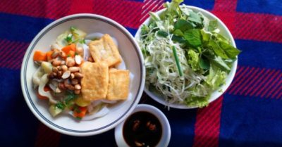 Cách nấu mì Quảng chay – cực phẩm ngon đúng điệu xứ Quảng