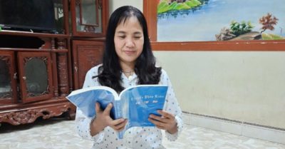 Học tiếng Trung: Mỗi ngày 10 từ vựng có trong sách Chuyển Pháp Luân – P194