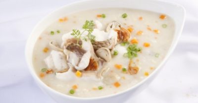 2 cách nấu cháo cá bớp với rau củ thơm ngon mà không tanh