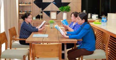 Học tiếng Trung: Mỗi ngày 10 từ vựng có trong sách Chuyển Pháp Luân – P185