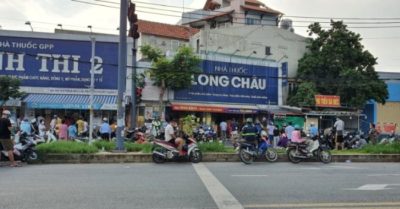 Covid-19: Sài Gòn 13 ca chết mỗi giờ; Bình Dương hơn 4.500 ca/ngày, bổ sung 2.100 trường hợp