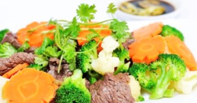 Cách nấu súp lơ xanh xào thịt bò với nước sốt thơm ngon