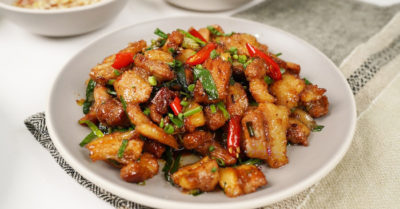 Cách nấu thịt rang cháy cạnh đơn giản thơm ngon chuẩn vị