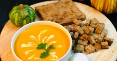 Cách nấu súp bí đỏ kem tươi thơm ngon bổ dưỡng