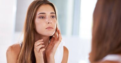 10 thói quen khiến phụ nữ nhanh già và gây hại cho sức khỏe