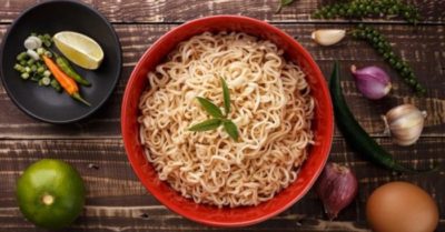 8 tác hại của mì ăn liền, nếu biết rõ sẽ không dám ăn nhiều