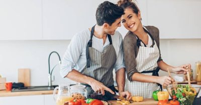 Muốn vợ xinh đẹp, hiền ngoan thì trước tiên chồng phải tử tế