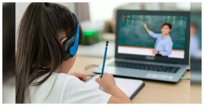 Dạy học trực tuyến: Giáo viên than ‘ba ngày chưa xong một bài’
