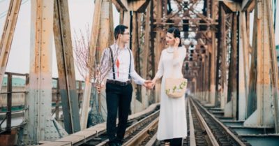 Trong hôn nhân chồng là đất, vợ là hoa, đất tốt lành, hoa sẽ nở rộ