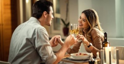 Tại sao các ông chồng say mê bồ nhí hơn vợ?
