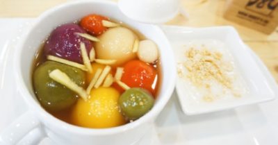 Cách nấu chè trôi nước ngũ sắc ngon dẻo không bị cứng