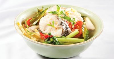 Cách nấu canh chua rau nhút cá trê thơm ngon đậm đà hương vị