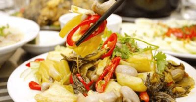 Cách nấu lòng cá trắm xào dưa chua thơm ngon, đưa cơm cho gia đình