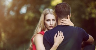 Không phải vẻ đẹp ngoại hình, đàn ông thực sự thích điều gì ở phụ nữ?