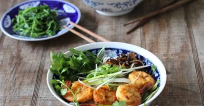 Cách nấu bún tôm Hải Phòng chua chua ngọt ngọt lạ miệng