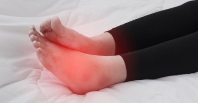 6 dấu hiệu nguy hiểm trên bàn chân cần đi khám bác sĩ càng sớm càng tốt
