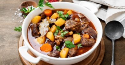 Cách nấu bò sốt vang bằng nồi áp suất thơm ngon, đơn giản tại nhà