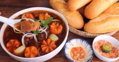 Cách nấu bò kho bánh mì thơm ngon với 3 bước đơn giản