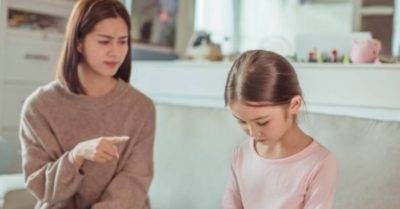 3 tính cách của người mẹ khiến trẻ dễ bị tổn thương tâm lý