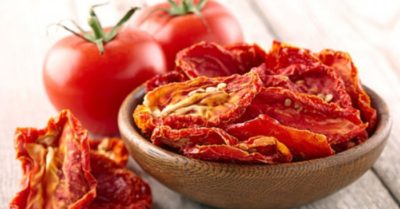 8 lợi ích cho sức khỏe khi ăn cà chua sấy khô