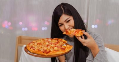 Ăn đêm có thể gây tăng nguy cơ đột quỵ, ngưng thở khi ngủ