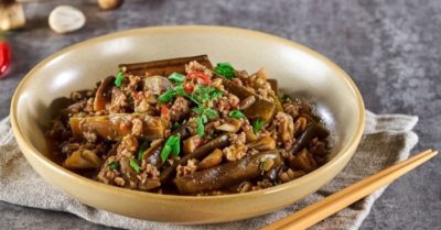 Cách nấu cà tím xào thịt băm thơm ngon, đưa cơm cho gia đình