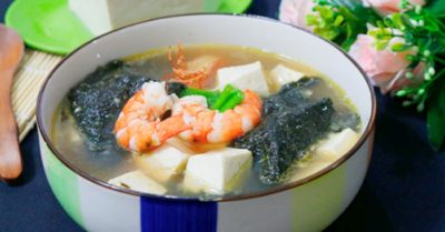 2 cách nấu canh rong biển với tôm tươi và tôm khô thanh mát, bổ dưỡng, không tanh