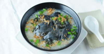 Cách nấu cháo gà ác đậu xanh thơm ngon, bổ dưỡng cho người già và trẻ nhỏ