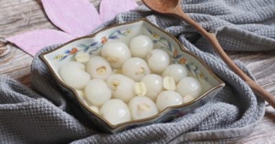 Cách nấu chè hạt sen long nhãn thơm ngon, ngọt mát, tốt cho sức khỏe