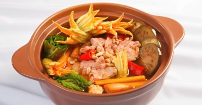 Cách nấu lẩu bò hầm sả thơm ngon, đậm đà hương vị miền Tây