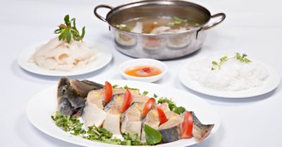 Cách nấu lẩu cá tầm đặc sản Sapa chua cay, thơm ngon, đơn giản tại nhà