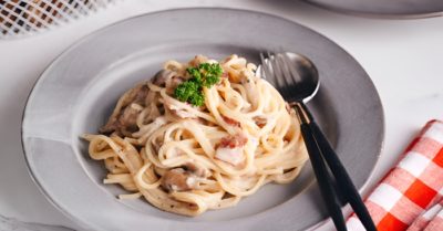 Cách nấu mì Ý sốt kem nấm thơm ngon, béo ngậy cho ngày cuối tuần