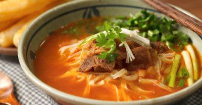 Cách nấu phở bò sốt vang Hà Nội thơm ngon, chuẩn vị tại nhà
