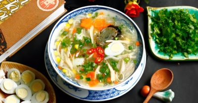 Cách nấu súp gà ngô nấm thơm ngon, bổ dưỡng, bồi bổ sức khoẻ cho cả nhà