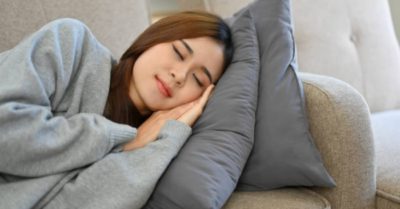 Giấc ngủ trưa tuy ngắn nhưng mang lại nhiều lợi ích cho sức khỏe
