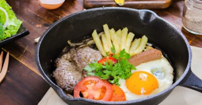 Cách nấu bò né trứng ốp la thơm ngon cho bữa sáng đầy năng lượng