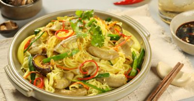 Cách nấu bún lòng xào nghệ đậm đà hương vị, tốt cho sức khỏe cả nhà