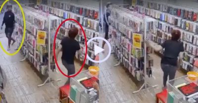 Video: Khách hàng và chủ shop chào nhau theo kiểu ‘chơi trốn tìm’