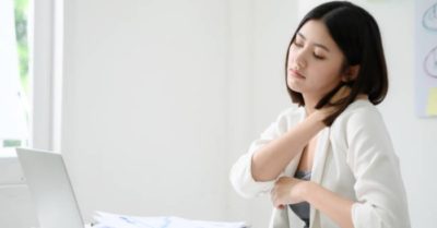 5 thói quen gây hại xương khớp phổ biến nhất nhiều người mắc phải