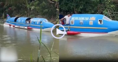 Video: Nông dân biến máy bay thành thuyền máy