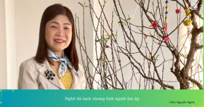 Nghề đá lạnh – Chuyện nghề của một người phụ nữ gắn bó với đá
