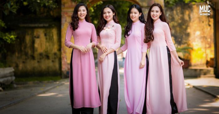 Một yếu tố không thể thiếu trong phong cách làm đẹp truyền thống của phụ nữ là trang phục.
