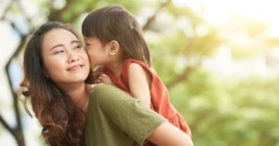 Tình mẹ – Lặng lẽ mà vĩ đại