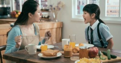 3 kiểu giáo dục tạo nên những đứa trẻ nổi loạn