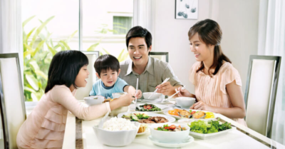 Mâm cơm gia đình – Nét đẹp gìn giữ nếp xưa.