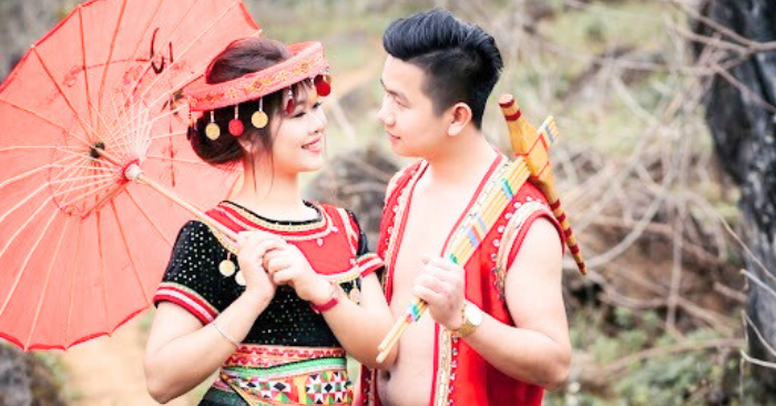 Trang phục người H’Mông – Bản sắc rực rỡ giữa đại ngàn