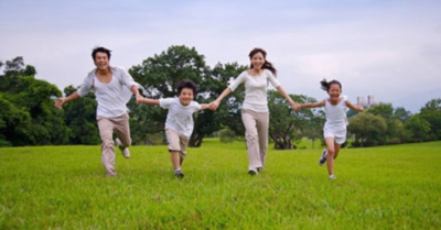 Quan hệ cha mẹ – Con cái: Nền tảng đạo lý văn hóa Việt