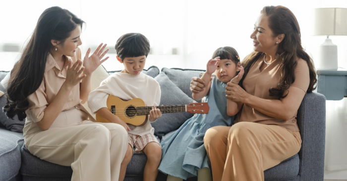 Di truyền hay cách nuôi dạy: Điều định hình tính cách trẻ