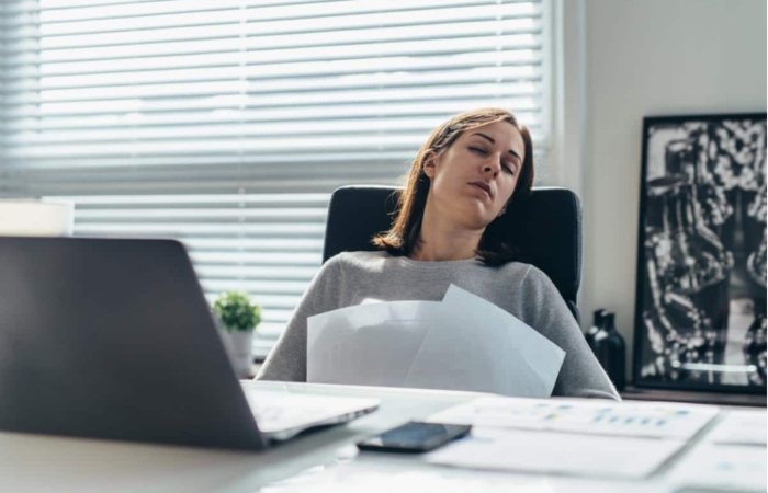 4 điều cấm kỵ khi ngủ trưa bạn cần biết